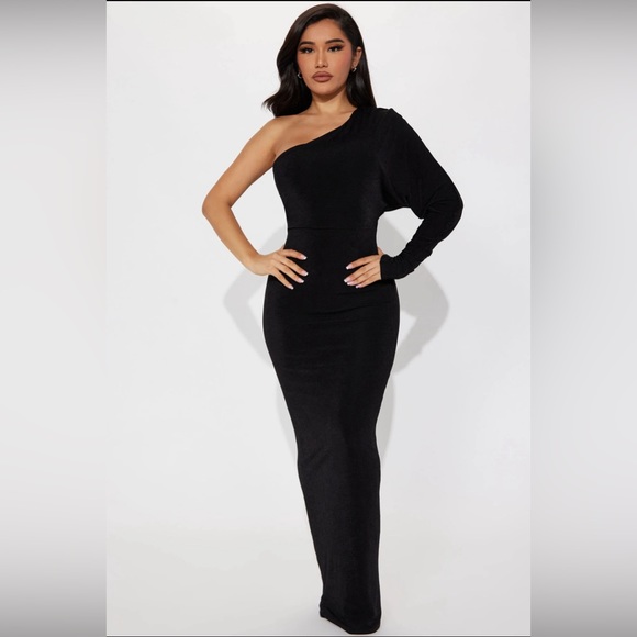 Fashion Nova Dresses & Skirts - Fashion Nova Lana Slinky Maxi Dress size Large NWT